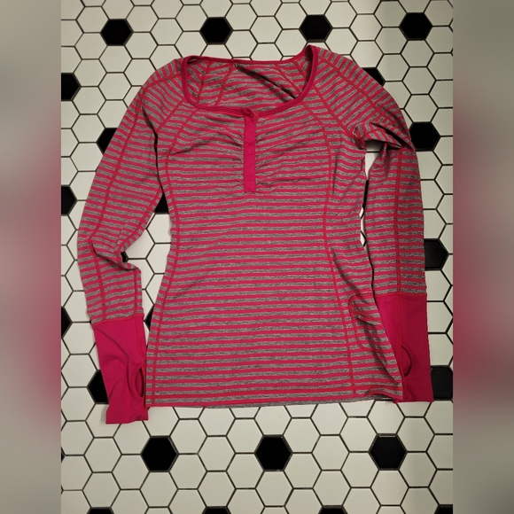 Lululemon henley - Picture 1 of 6